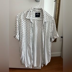 Men’s Hollister Short-Sleeve Button Up